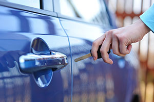 Locksmiths test car key